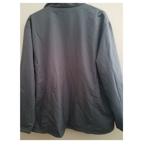 Cutter & Buck Golf Windbreaker - Picture 2 of 5